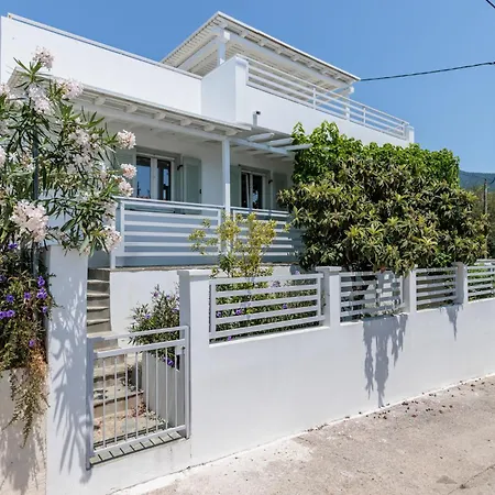 Iremia Coastal Retreat - Private Sea View Terrace Semesterbostad