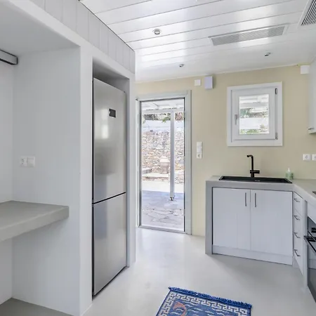 Iremia Coastal Retreat - Private Sea View Terrace Semesterbostad