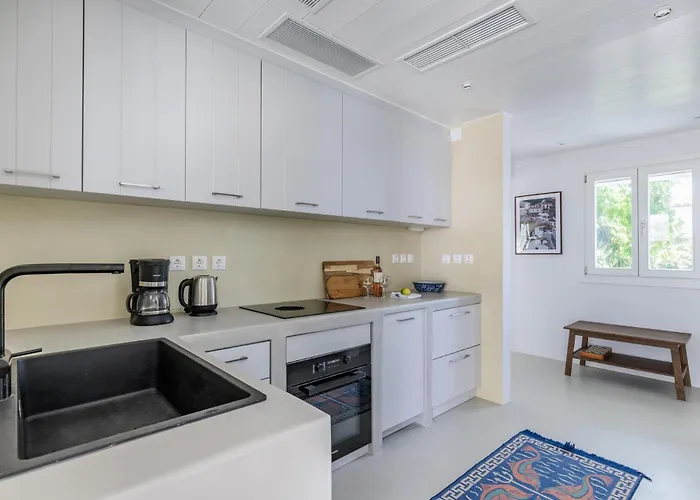 Case de vacanță Iremia Coastal Retreat *