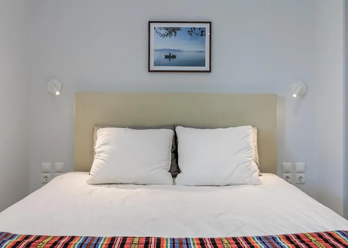 Iremia Coastal Retreat * Neo Klima