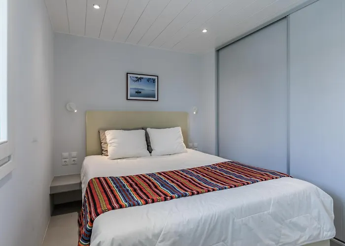 Iremia Coastal Retreat Case de vacanță *