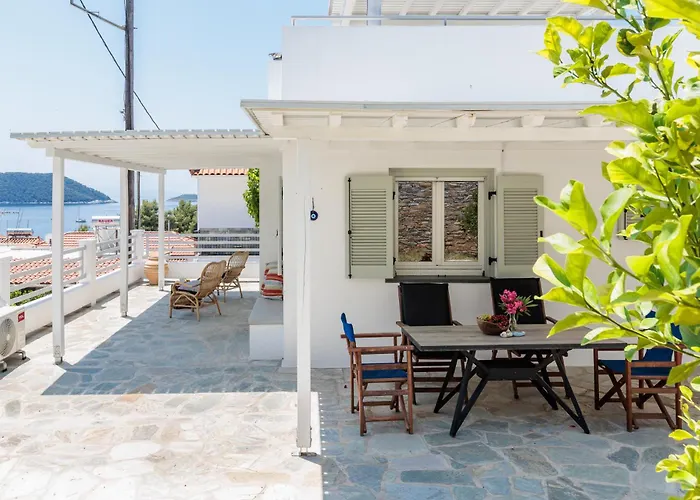 Iremia Coastal Retreat * Neo Klima